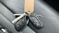 MG Hs 1.5 T-GDI Exclusive 5dr DCT Petrol Hatchback